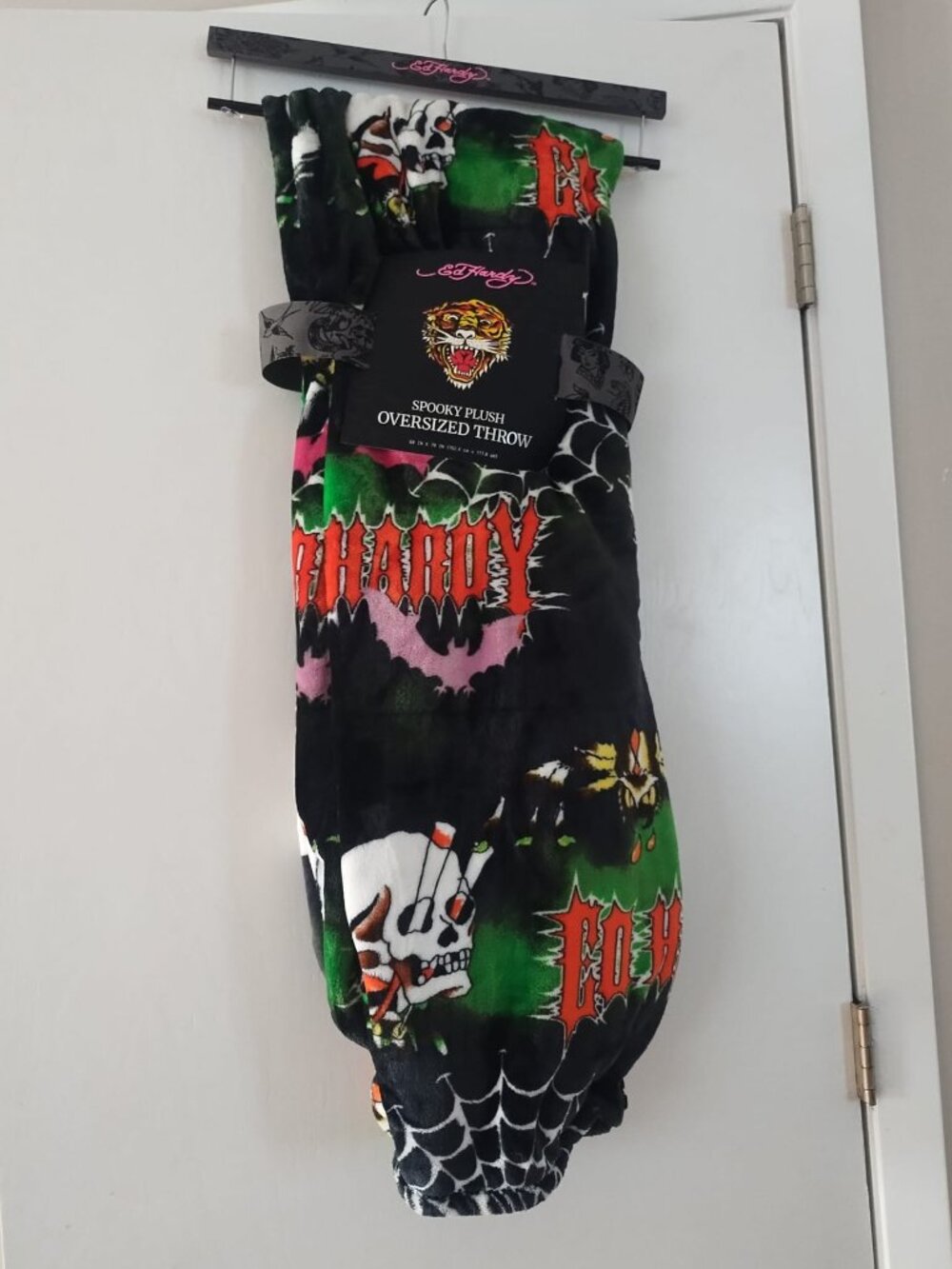Ed Hardy Halloween Spooky Spider Web, Cat Plush Oversized Throw Blanket listing